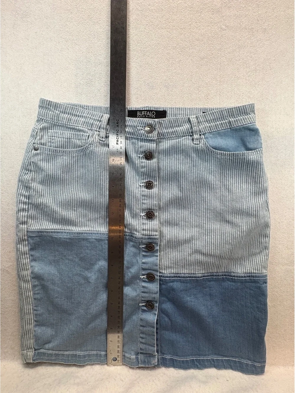 Buffalo David Bitton Catherine Stretch Denim Skirt Striped Button Front 16 Waist